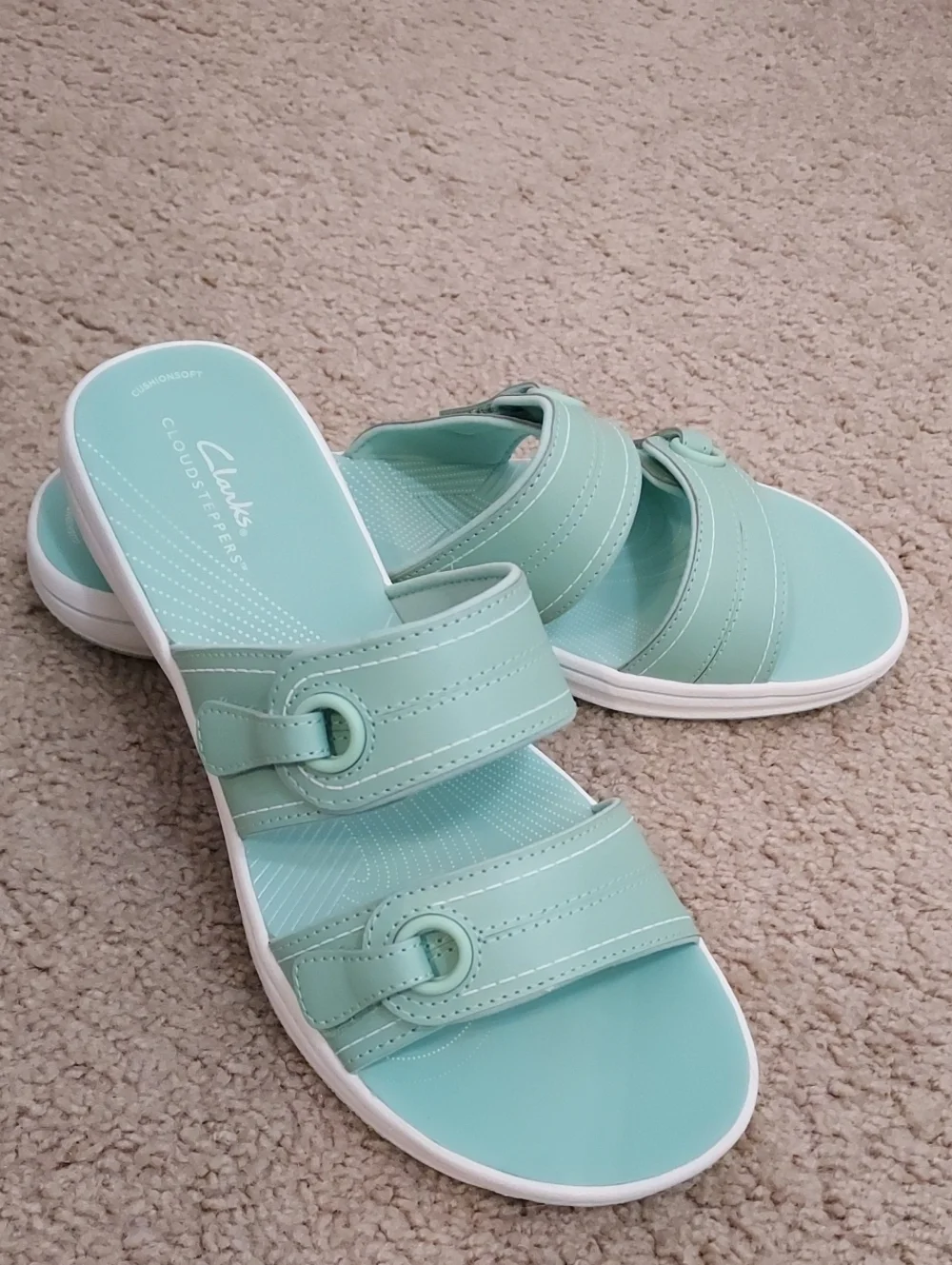 Clarks Cloud Steppers Sandles Size 9M